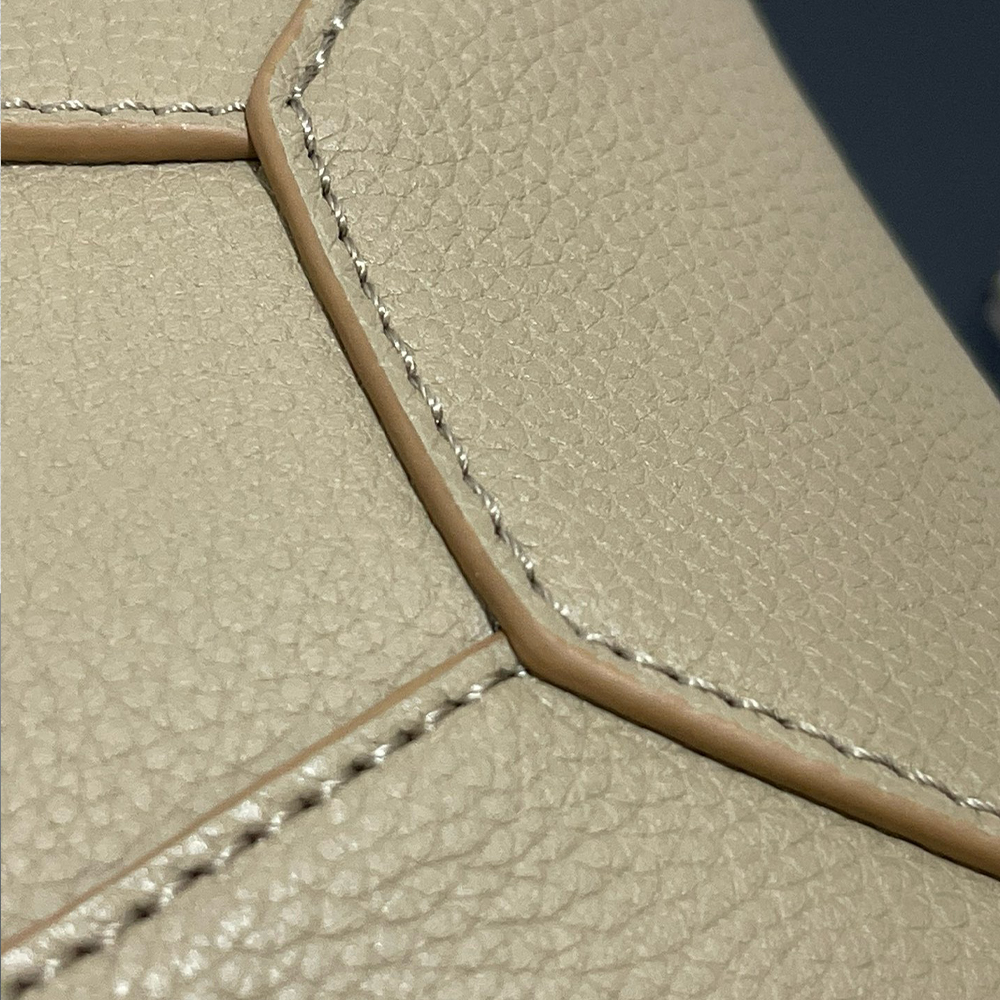 LOEWE-puzzle edge-89211