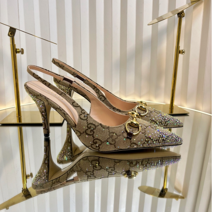 Gucci-Horseshoe Buckle High Heeled Sandals