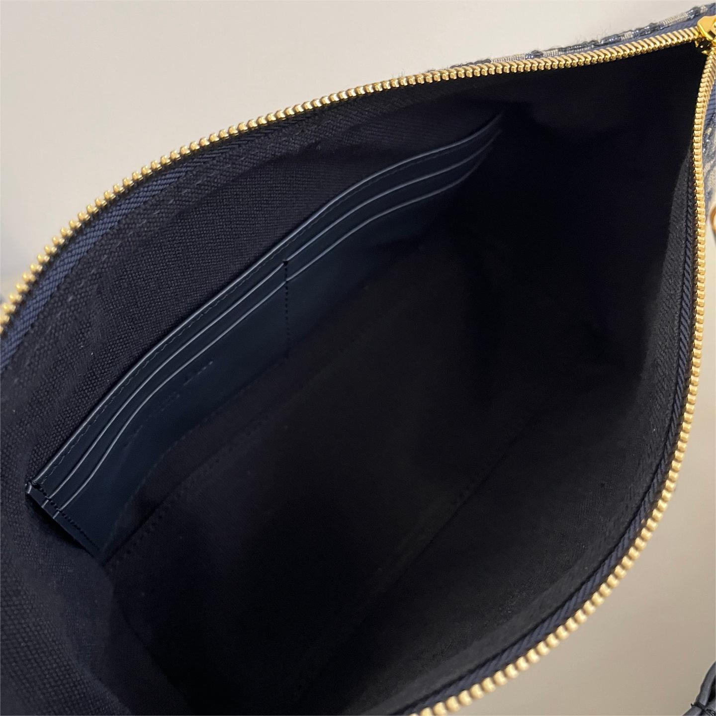 Dior-Hobo chain handbag with blue Oblique print