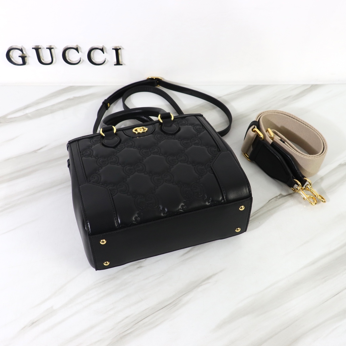 GUCCI-Matlassé leather tote bag