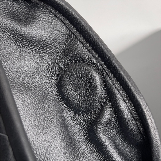 BV-Original Leather Underarm Loose Small Handbag