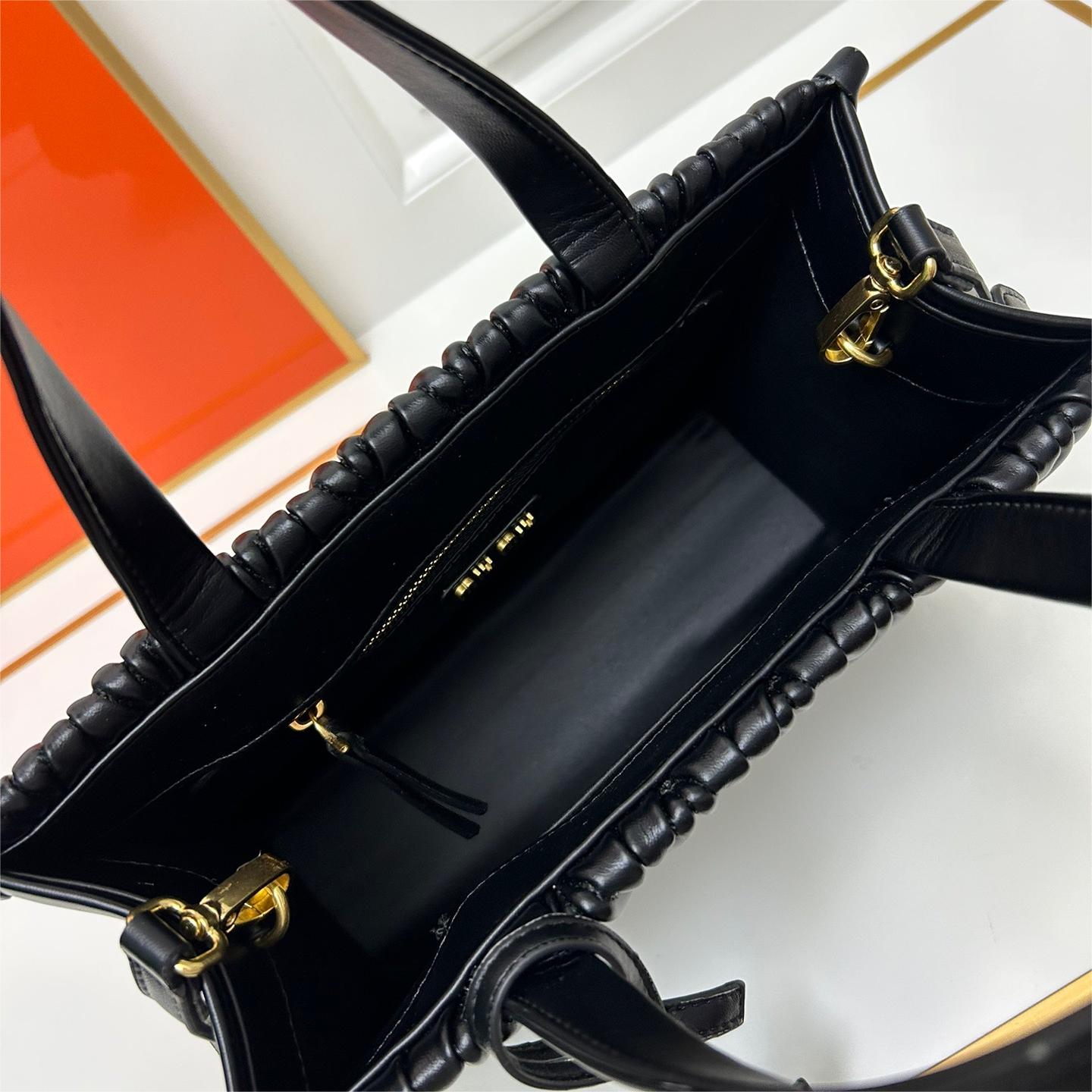 MIU MIU-Soft sheepskin tote bag