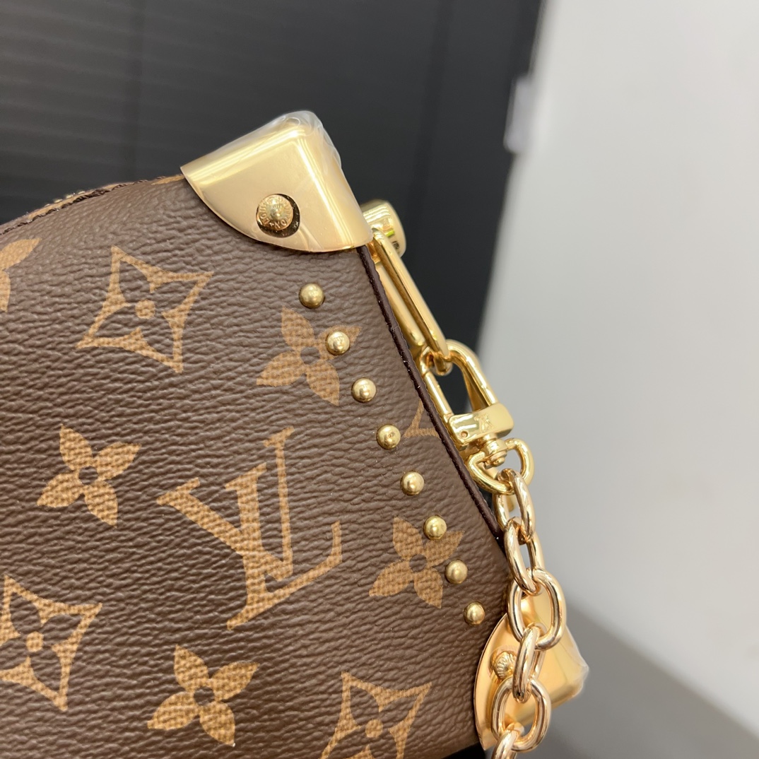 LV-Slim Trunk casual shoulder crossbody bag