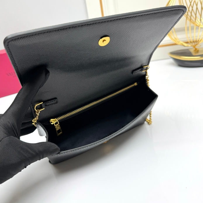 Valentino-Chain Flip Handbag