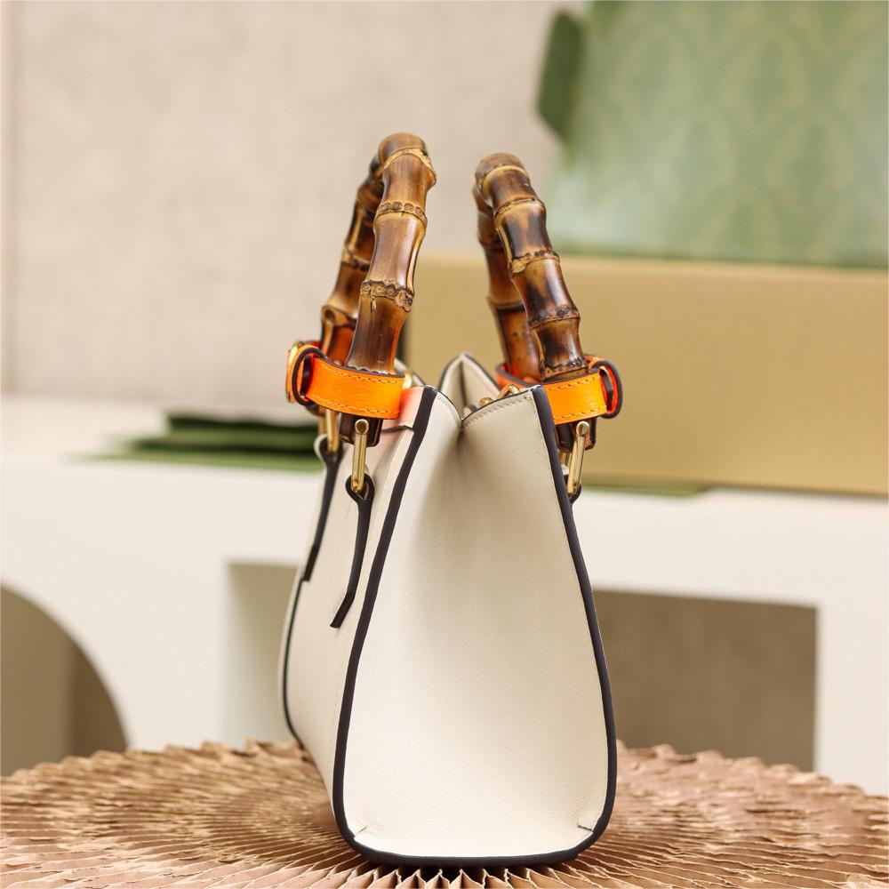 Gucci-Diana Mini Bamboo Knot Tote Bag