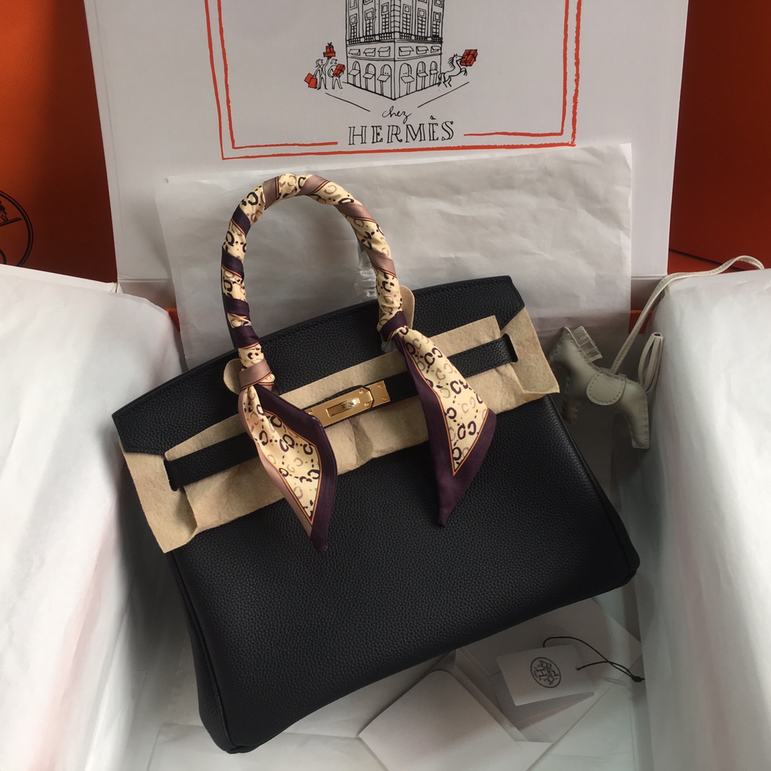 Hermès-Platinum Birkin