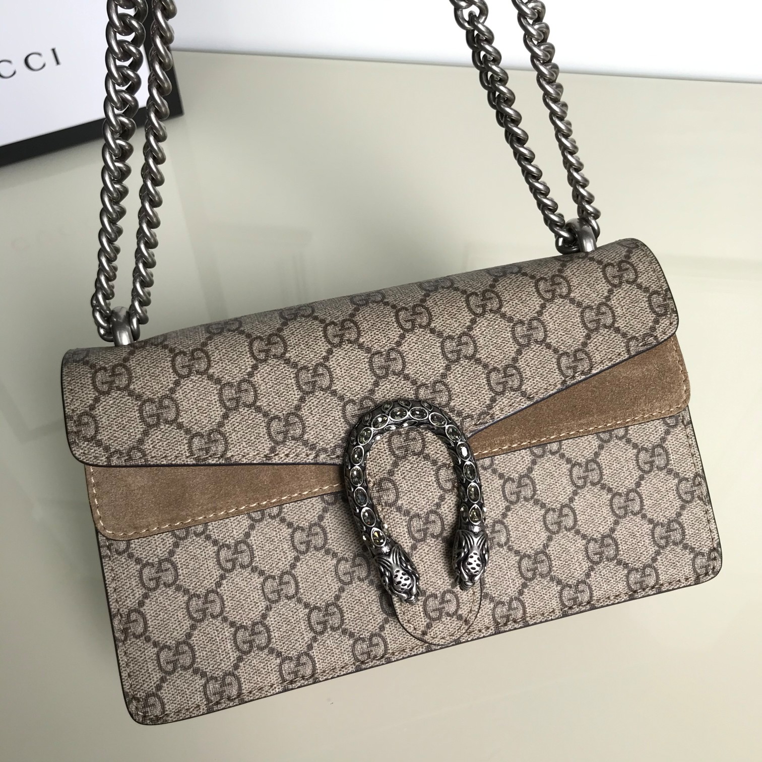 GUCCI-Dionysus Series Medium size Wine god bag