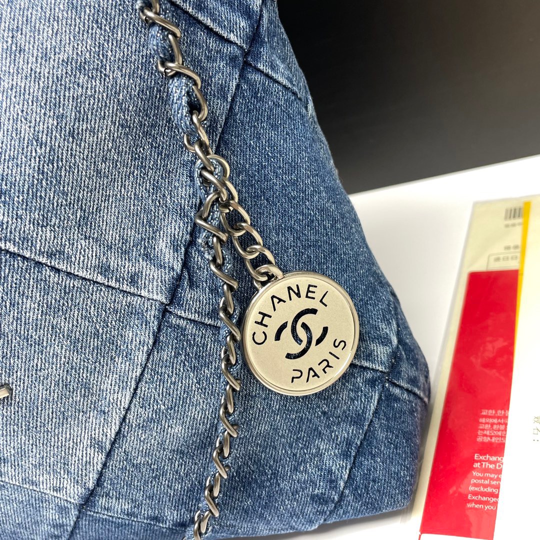 CHANEL-22 bag Cowboy series