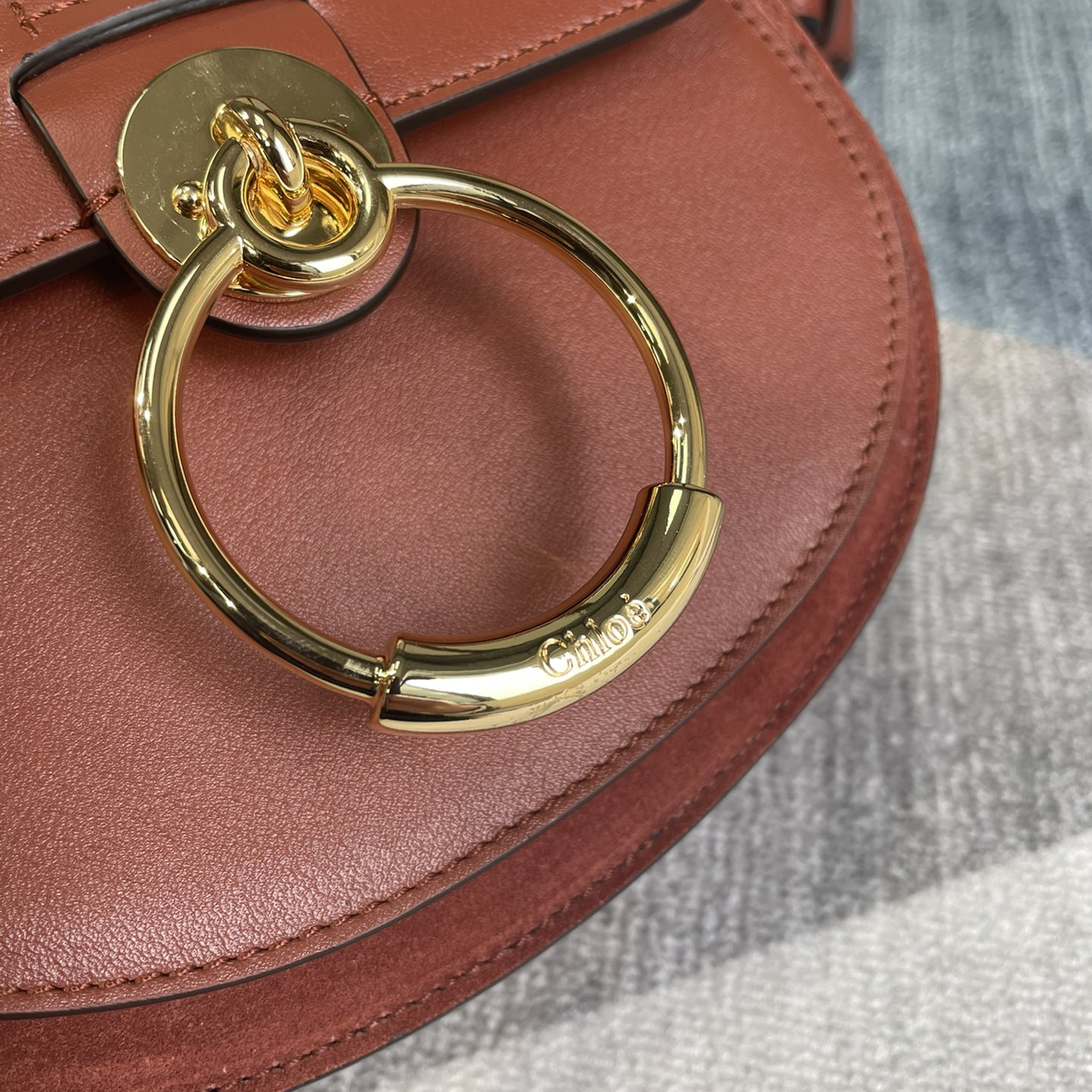 Chlo é - Tess Series Small Calf Leather Shoulder Bag Handbag