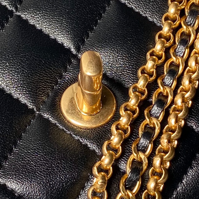 Chanel-Mini cap bag