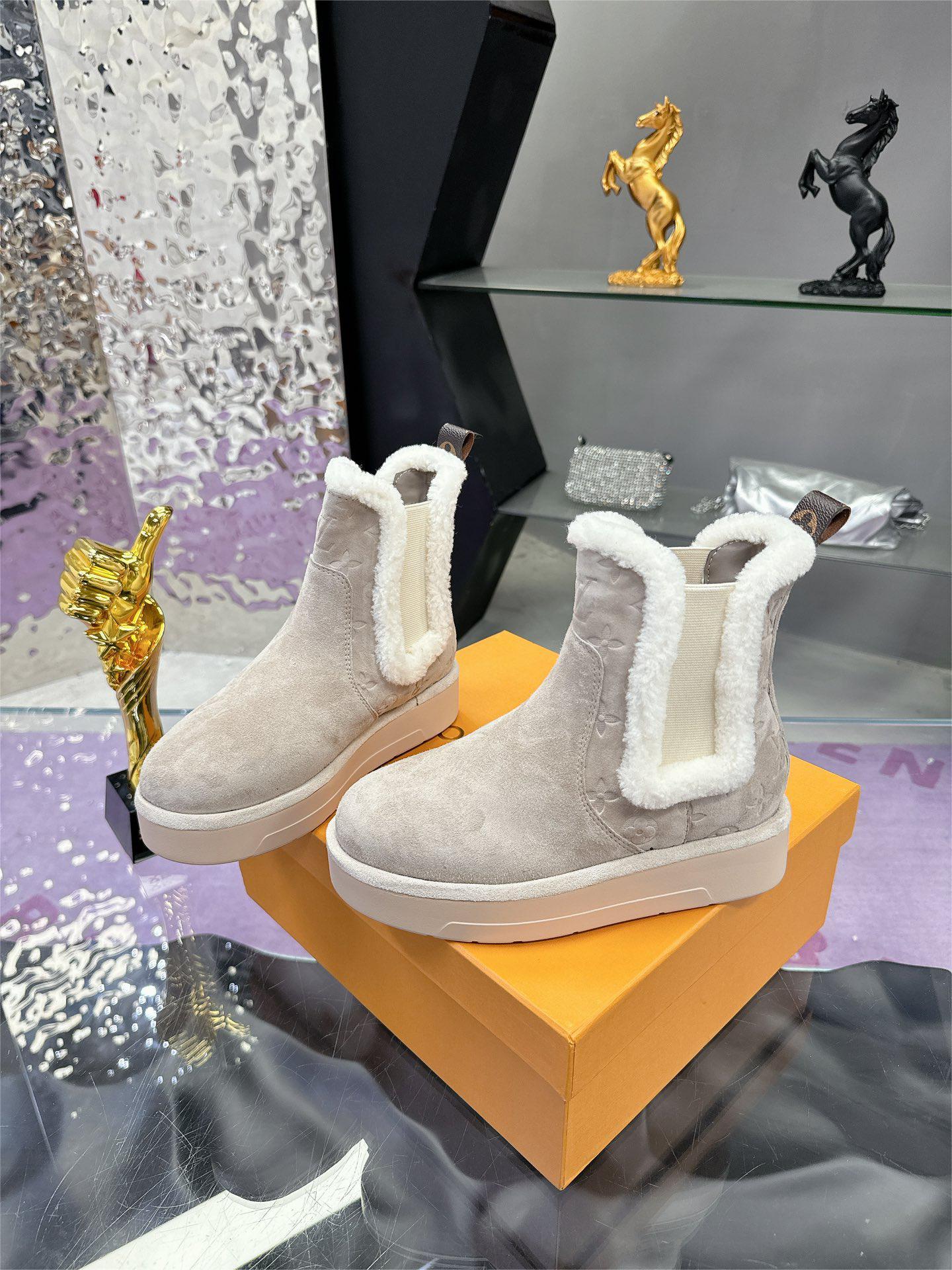 LV-Wool Thick soled Chelsea Woolen Boots