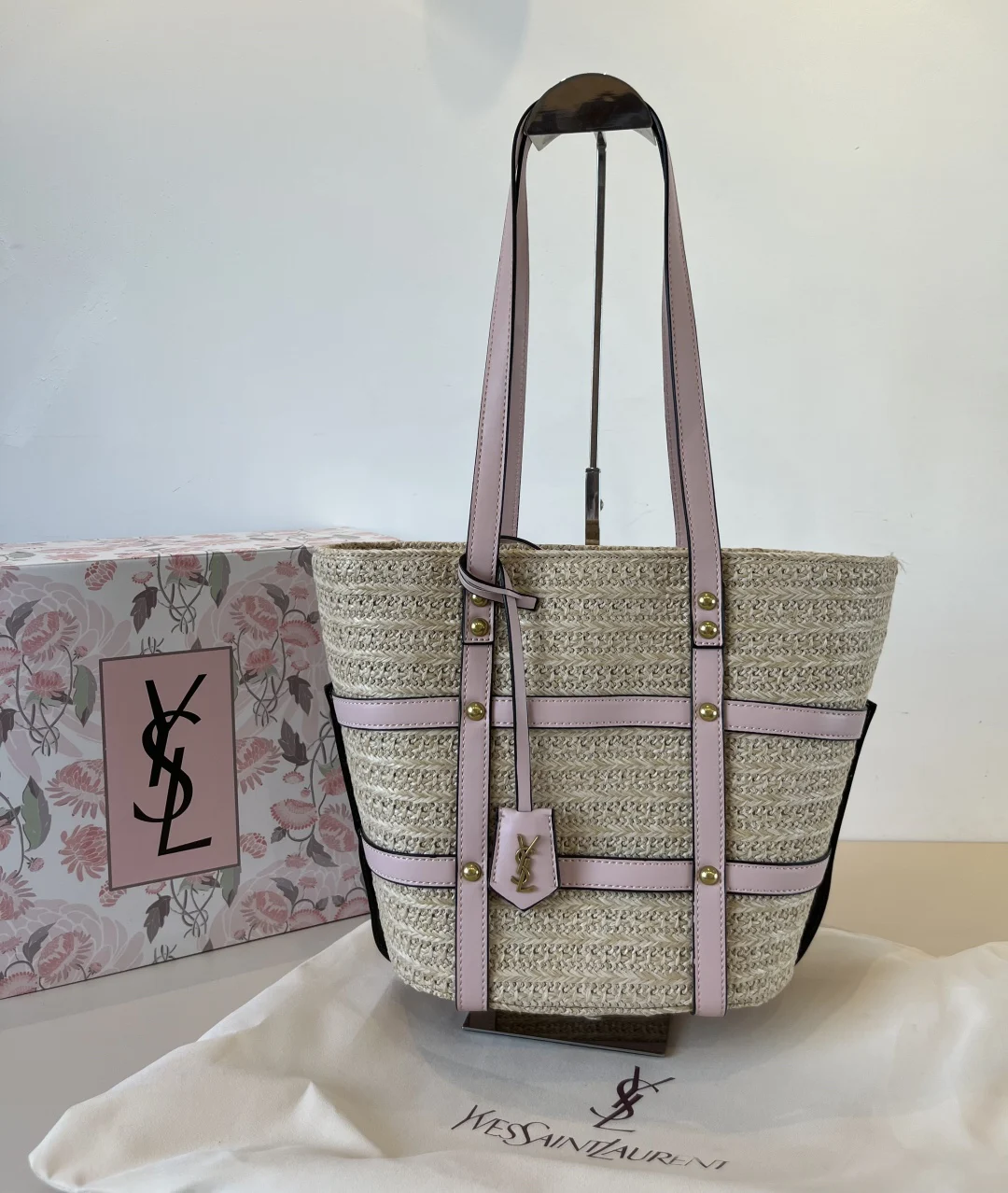 YSL-Panier medium bag in natural raffia and smooth leather