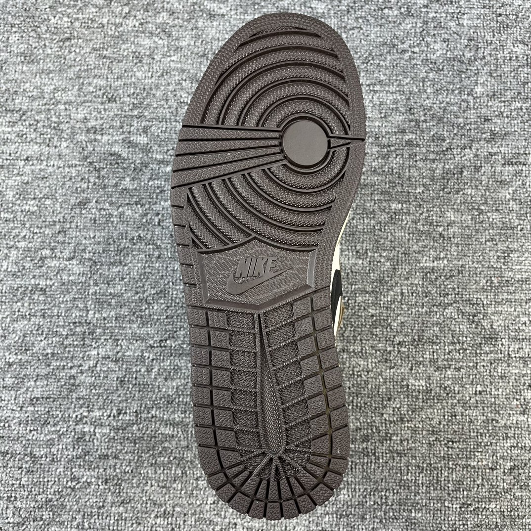 Nike-Air Jordan AJ1 High High Help