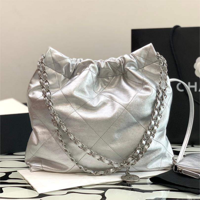 Chanel-22 bag silvery
