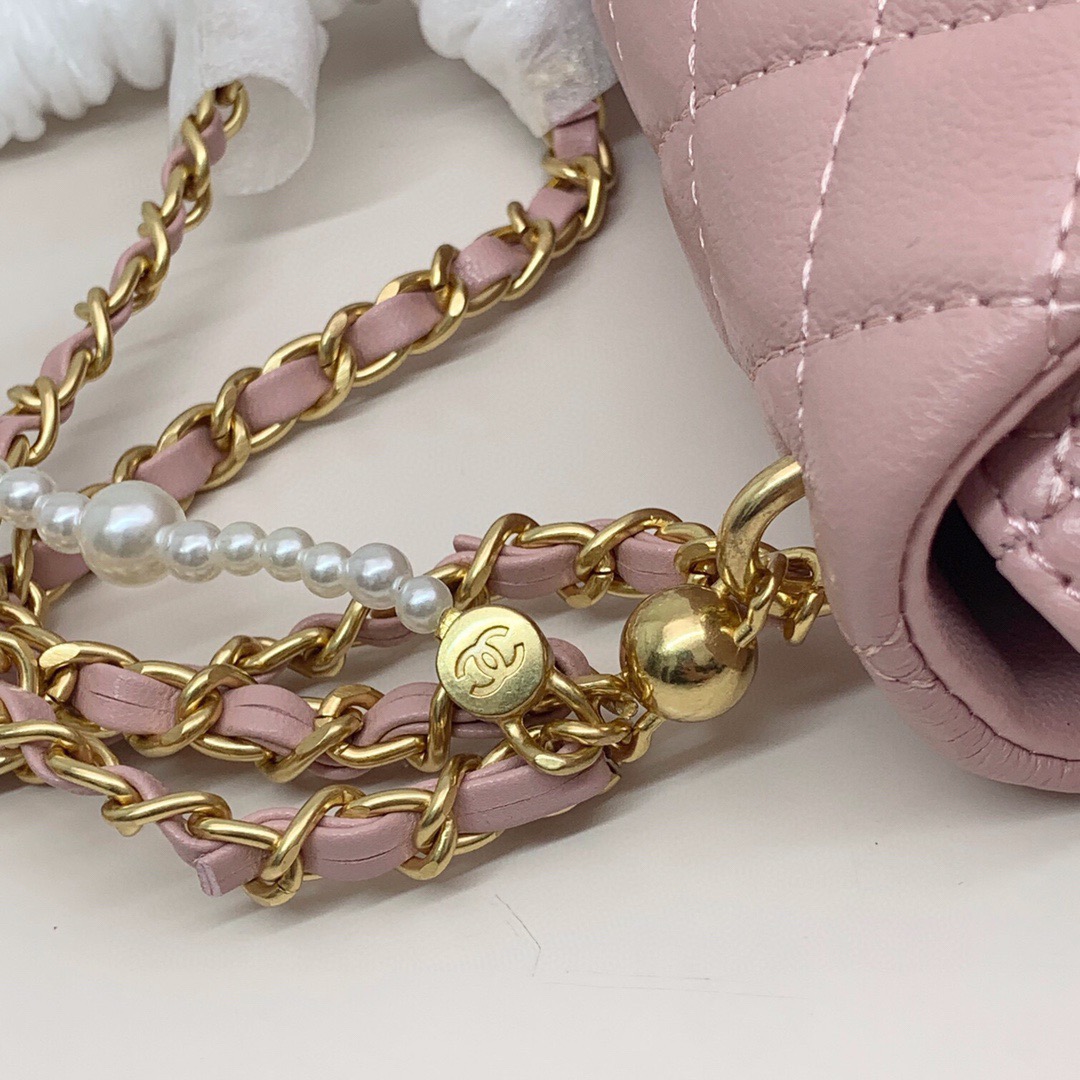 Chanel-Pearl mini handbag