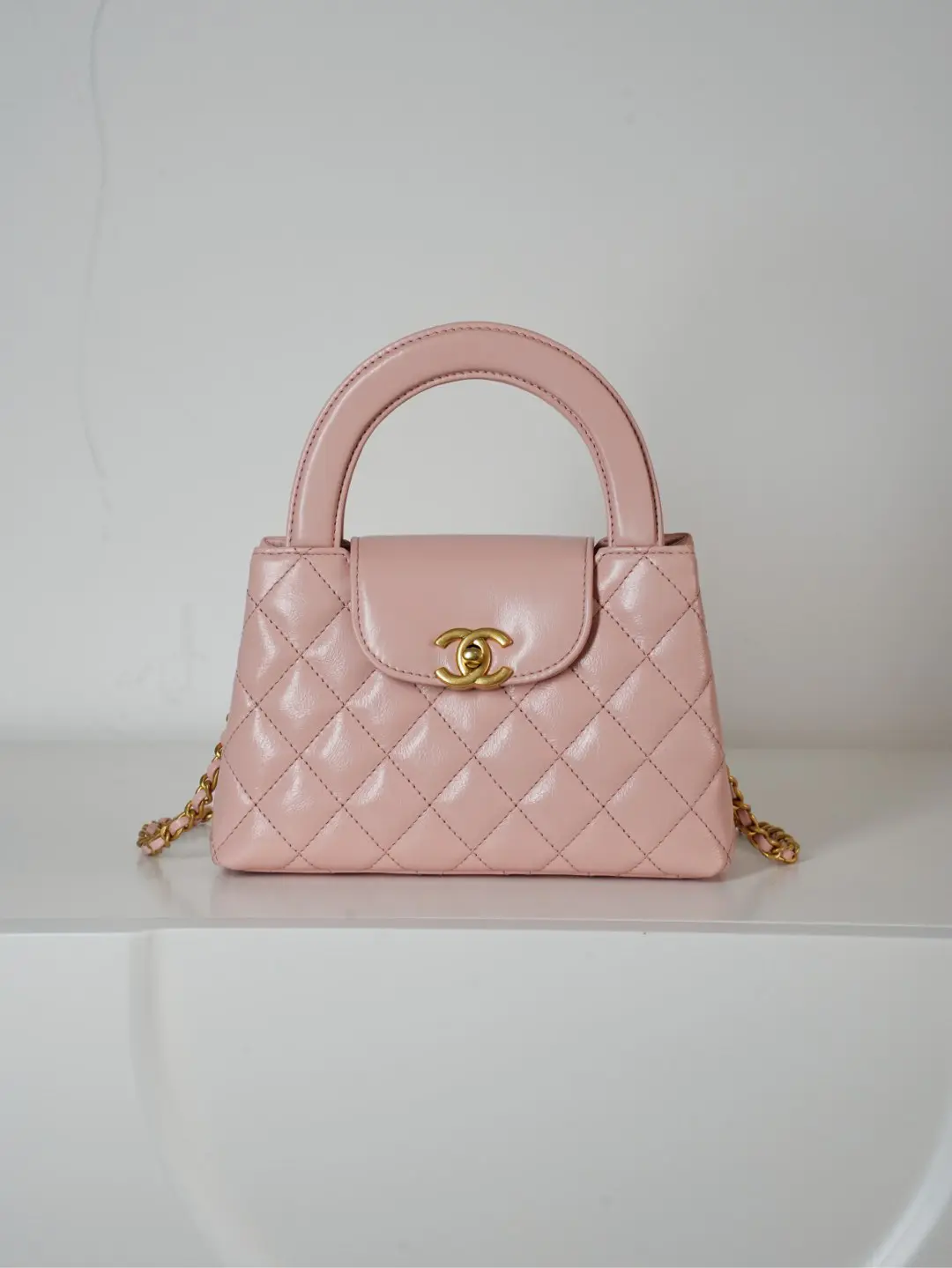 Chanel 23k Kelly shopper oil wax pink
