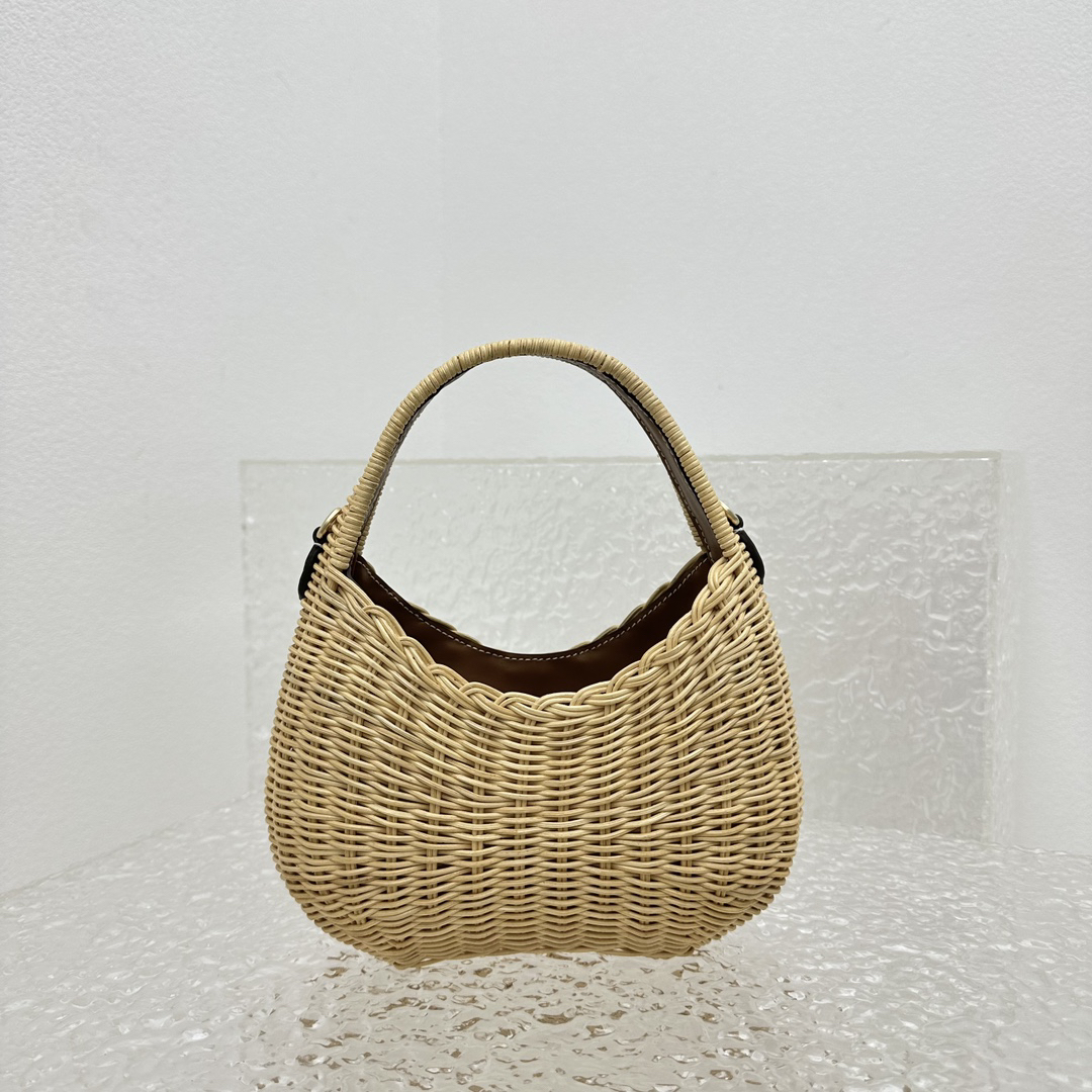 MIUMIU-Straw bag