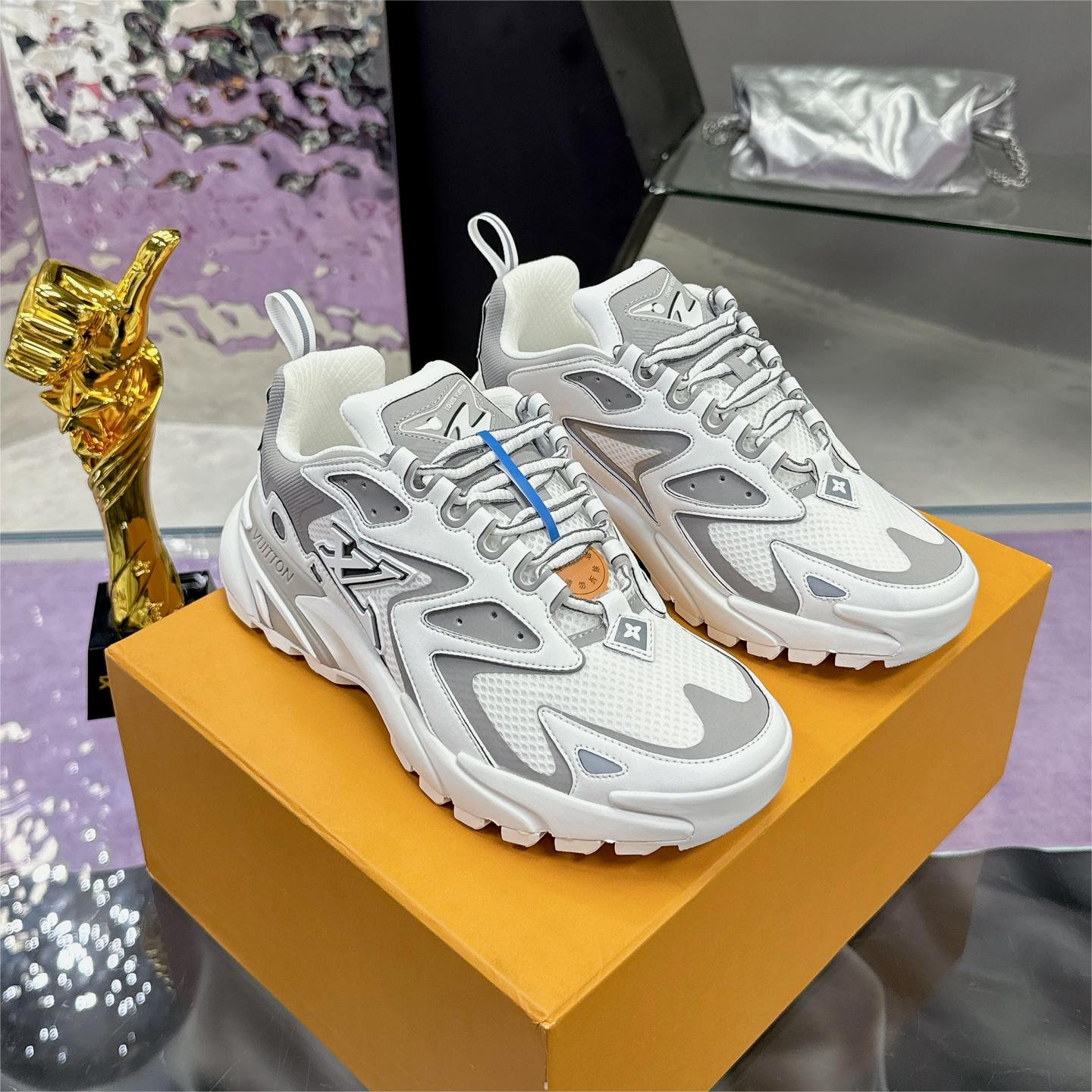 LV-Runner tatic monogram