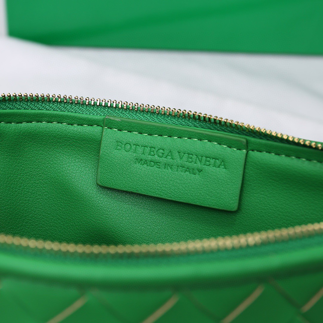 BV-Weaving armpit bag