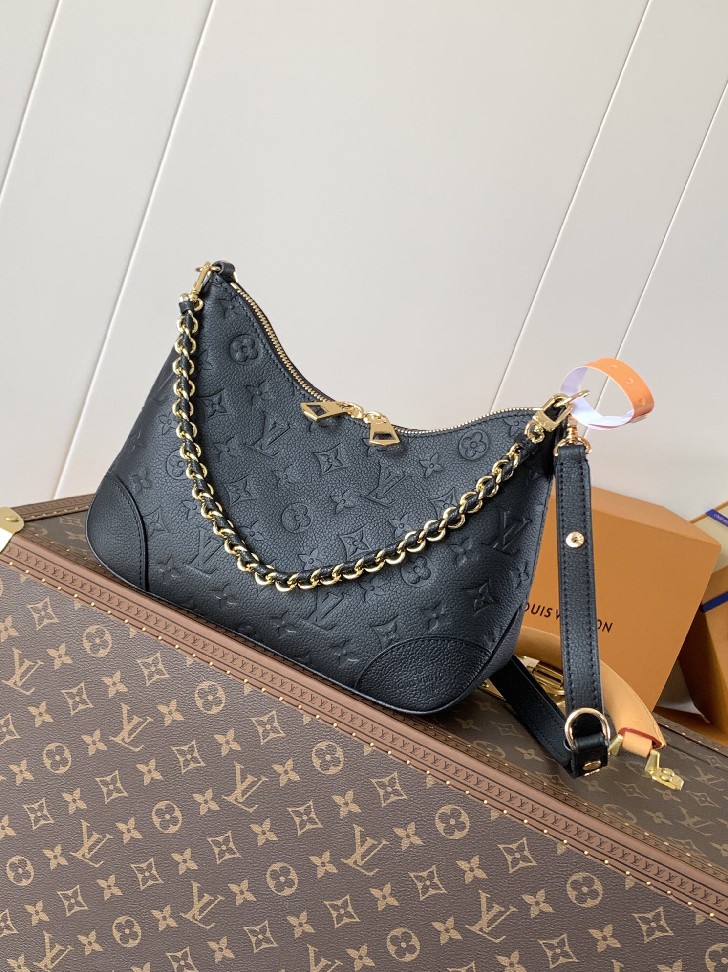 LV- Custom grade top layer cowhide series bag