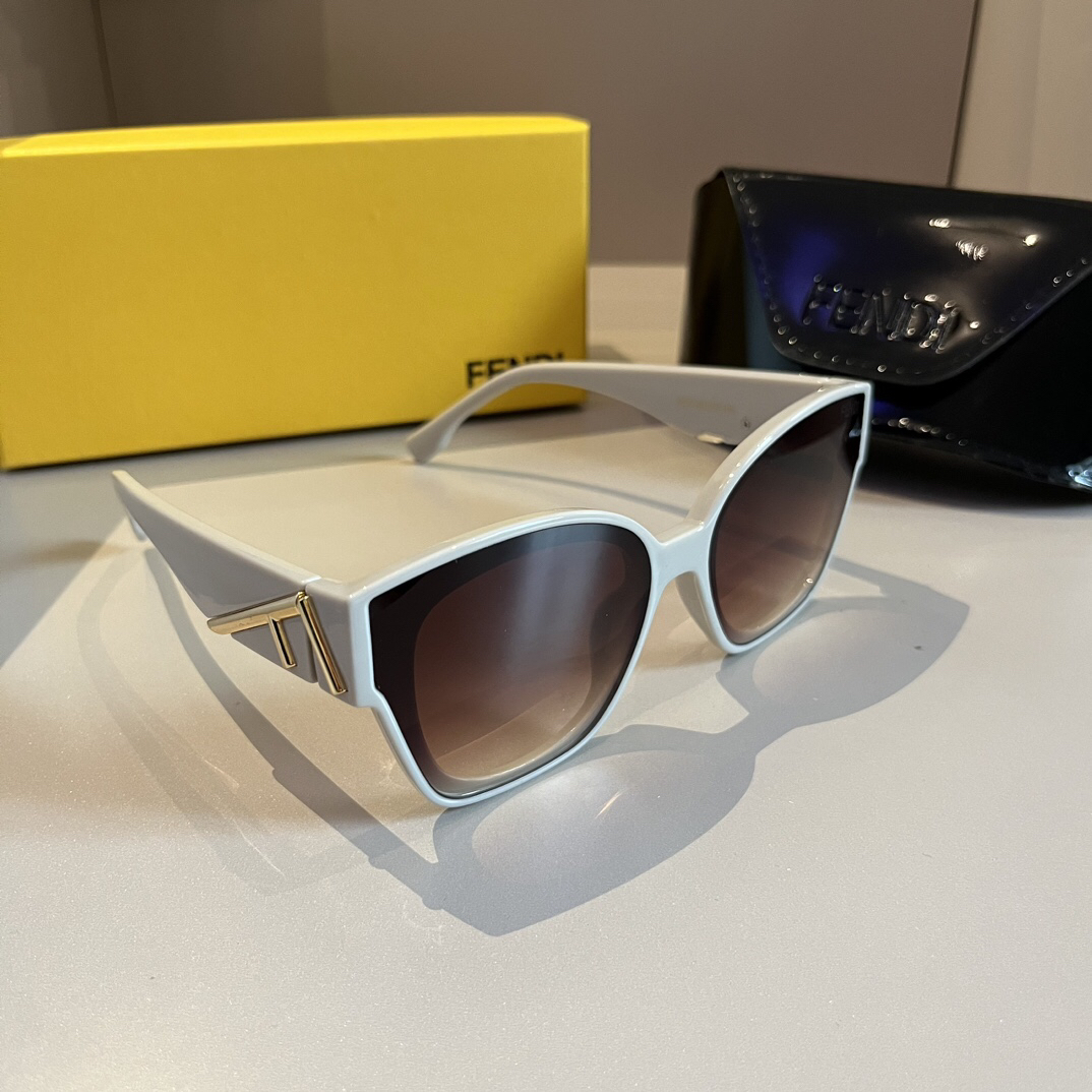 Fendi-Round frame versatile Sunglasses