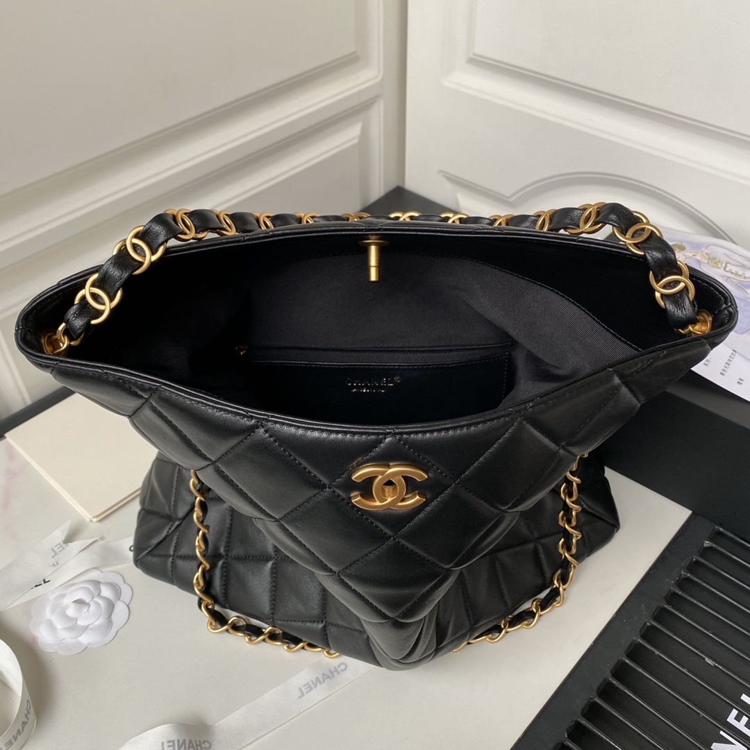 Chanel-24p hobo bag