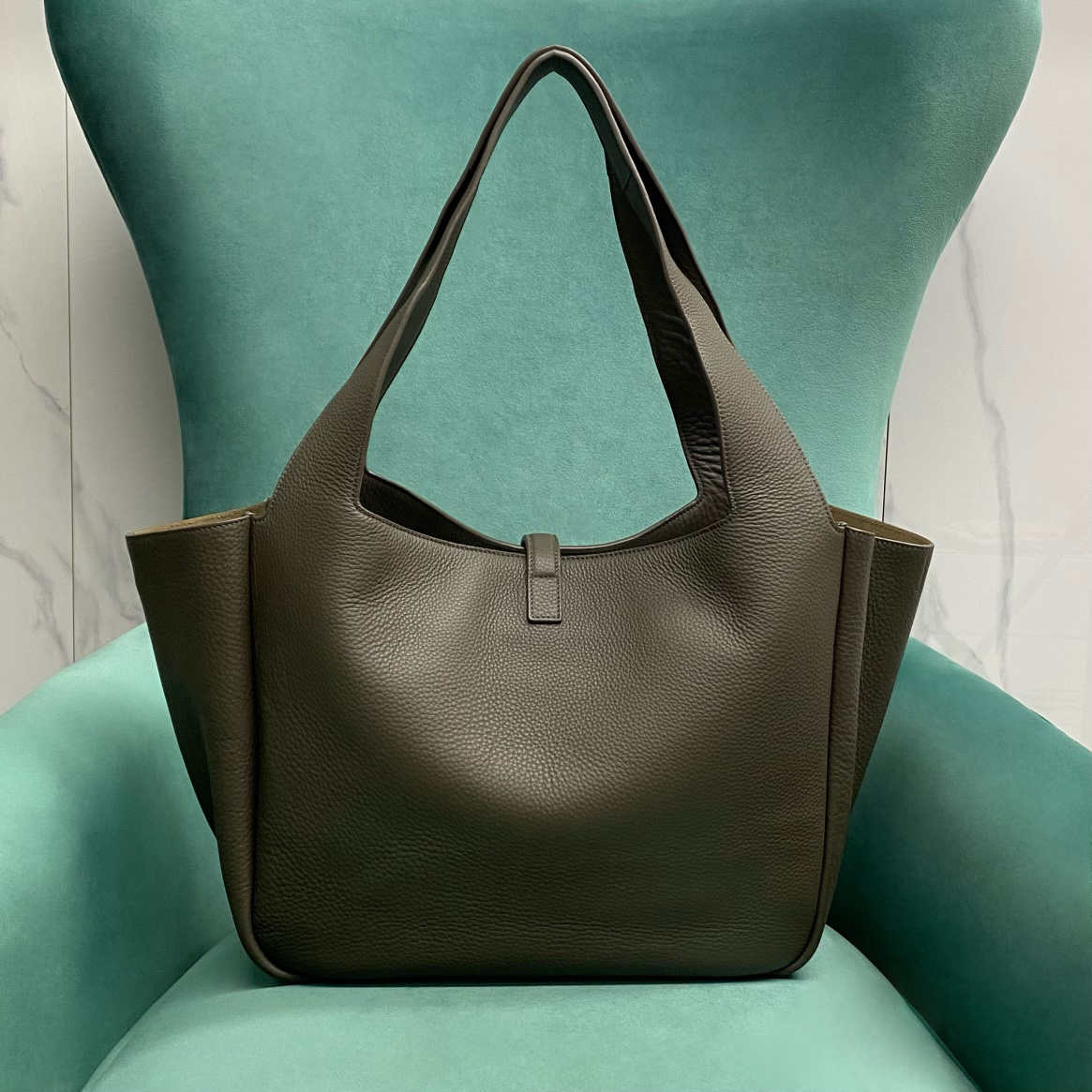 YSL-BEA Soft Deer Leather Tote Bag