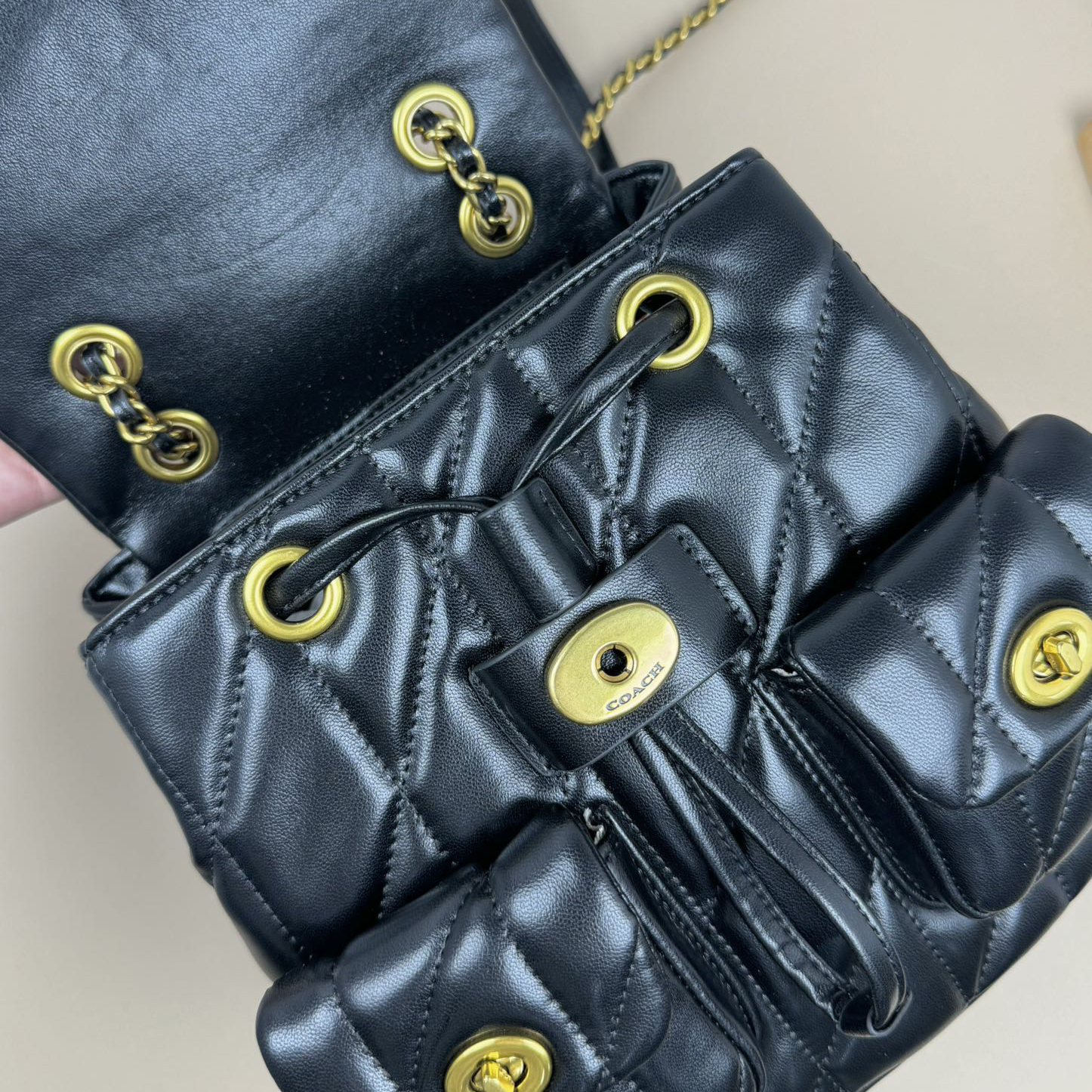 Coach-Tabby sheepskin backpack bag