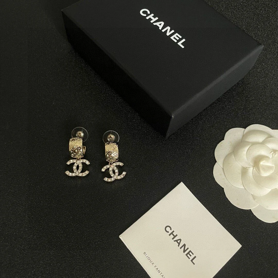 Chanel - Moonlight Gilt