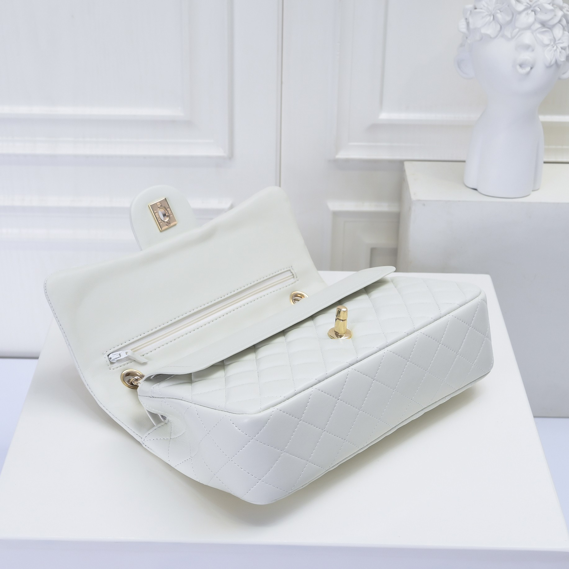 CHANEL -  Classic Flap CF Sheepskin Flap Crossbody Shoulder Bag