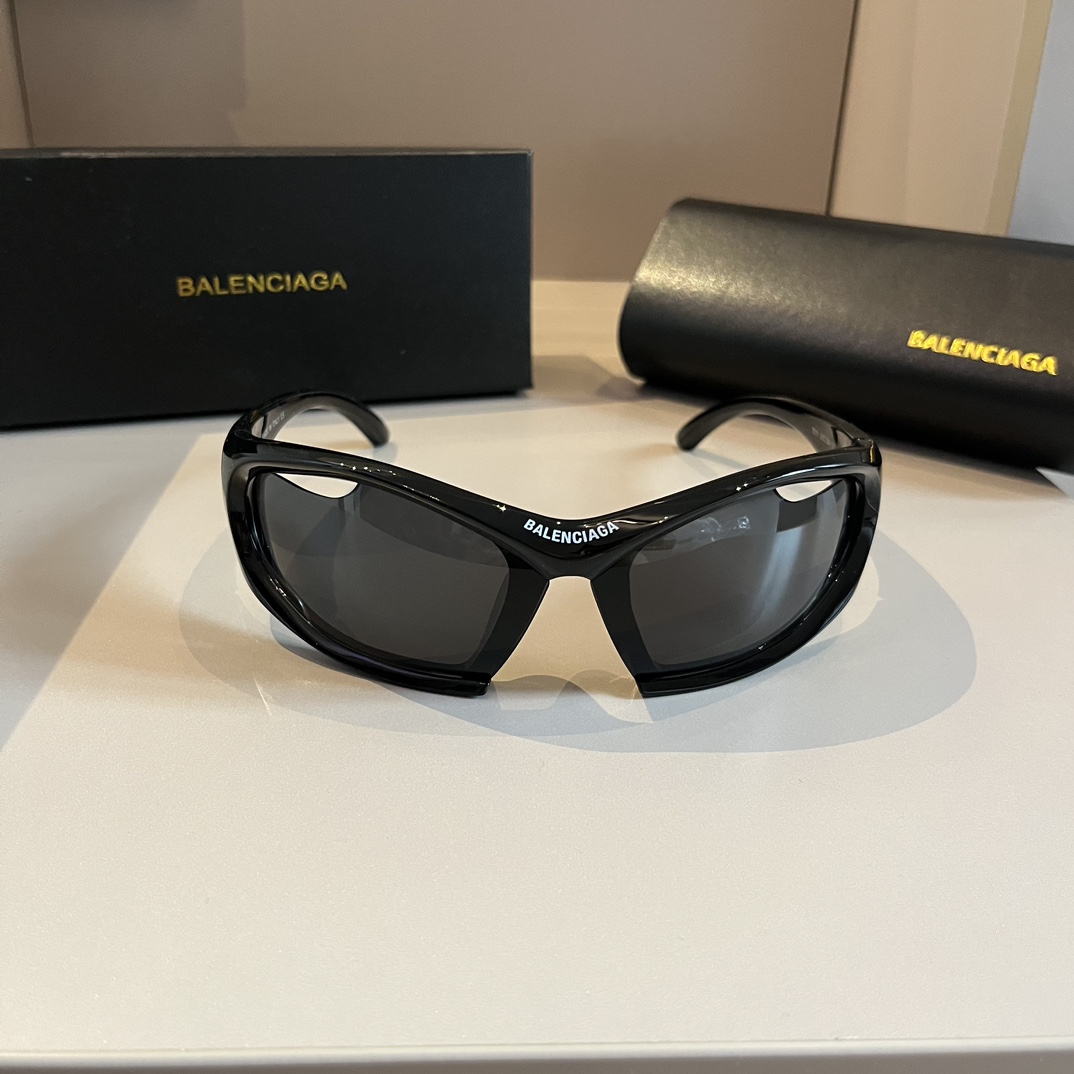Balenciaga-super stylish and stylish unisex sunglasses