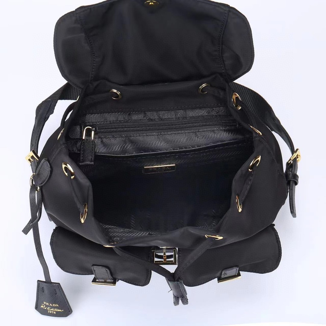Prada-Golden buckle classic backpack