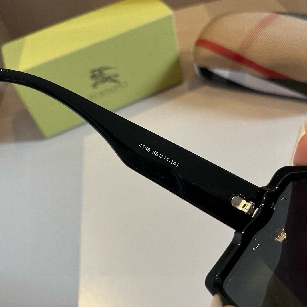 Burberry-2024 new large boxy unisex sunglasses