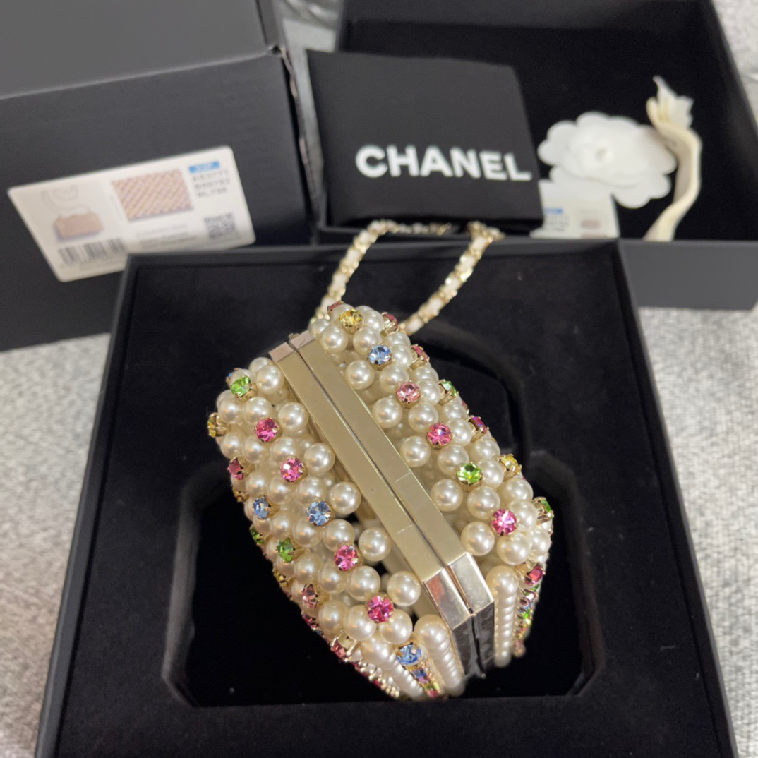 Chanel-Resort Evening Bag Pearl Glass Jewel Box