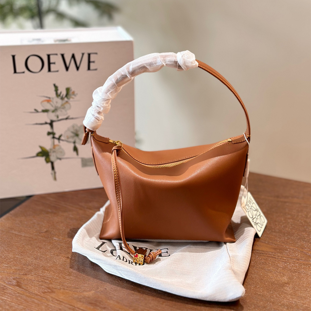 LOEWE-cubi