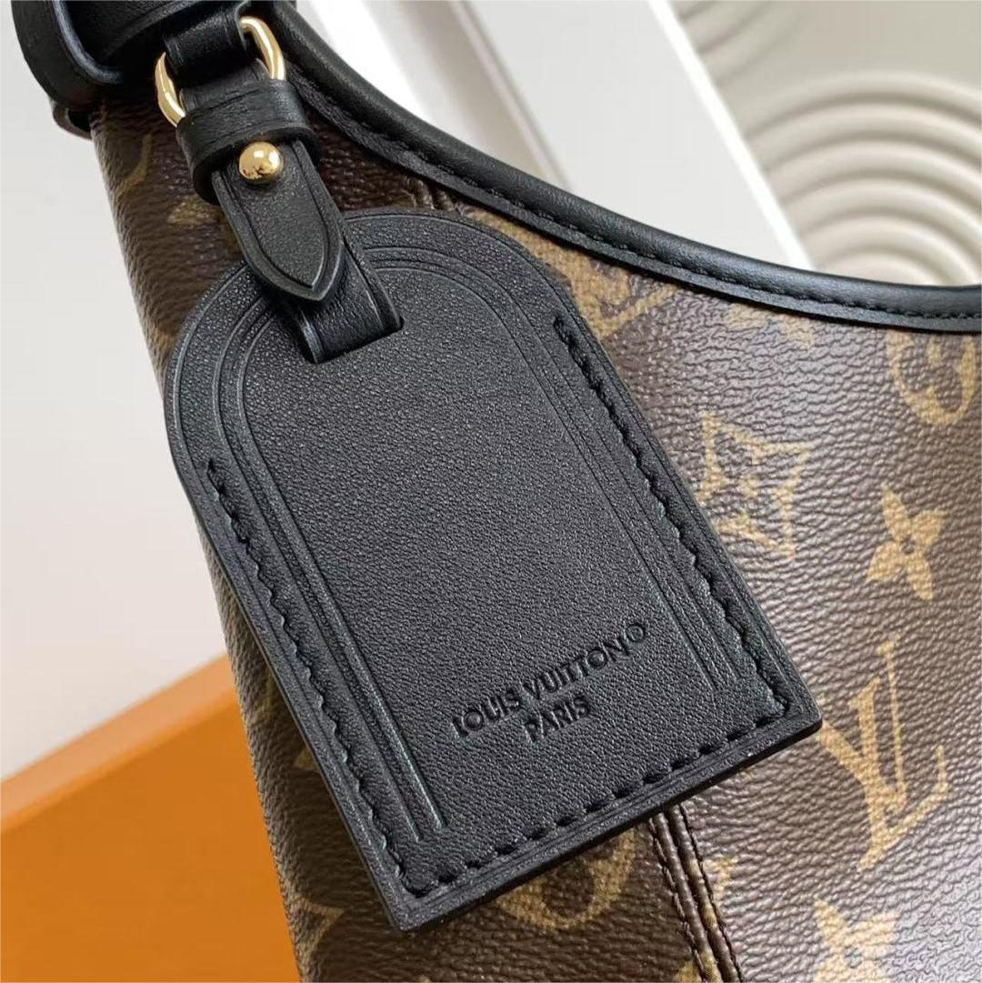 LV- The Drop GM Cattle leather handbag