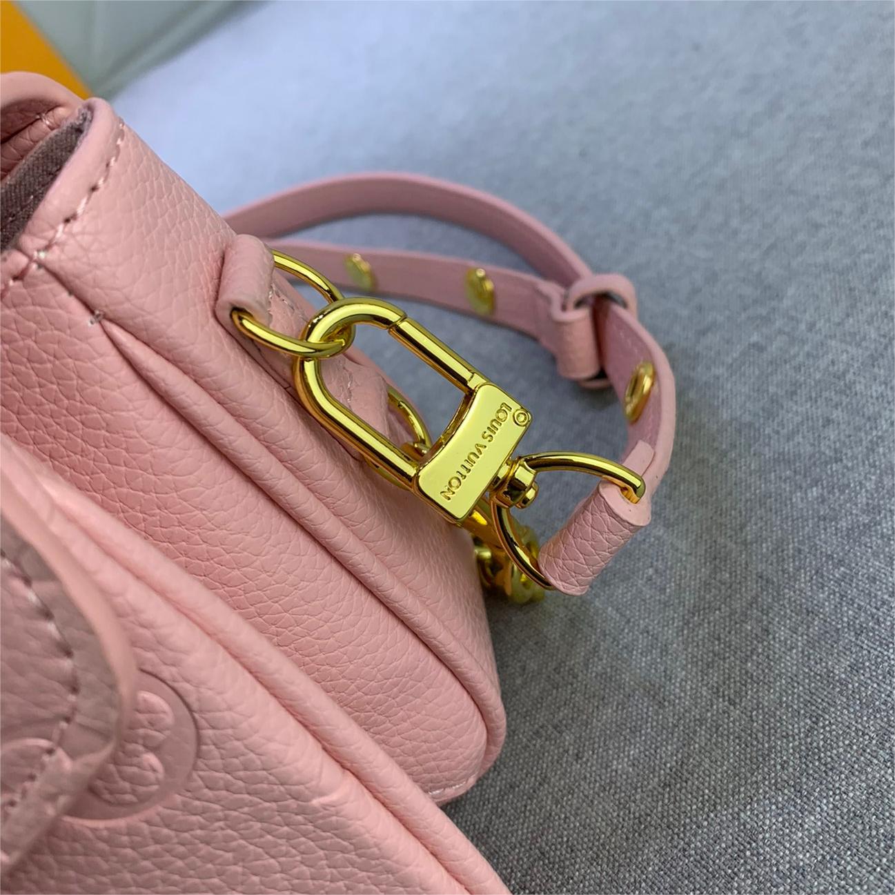LV-Pochette Métis East West handbag