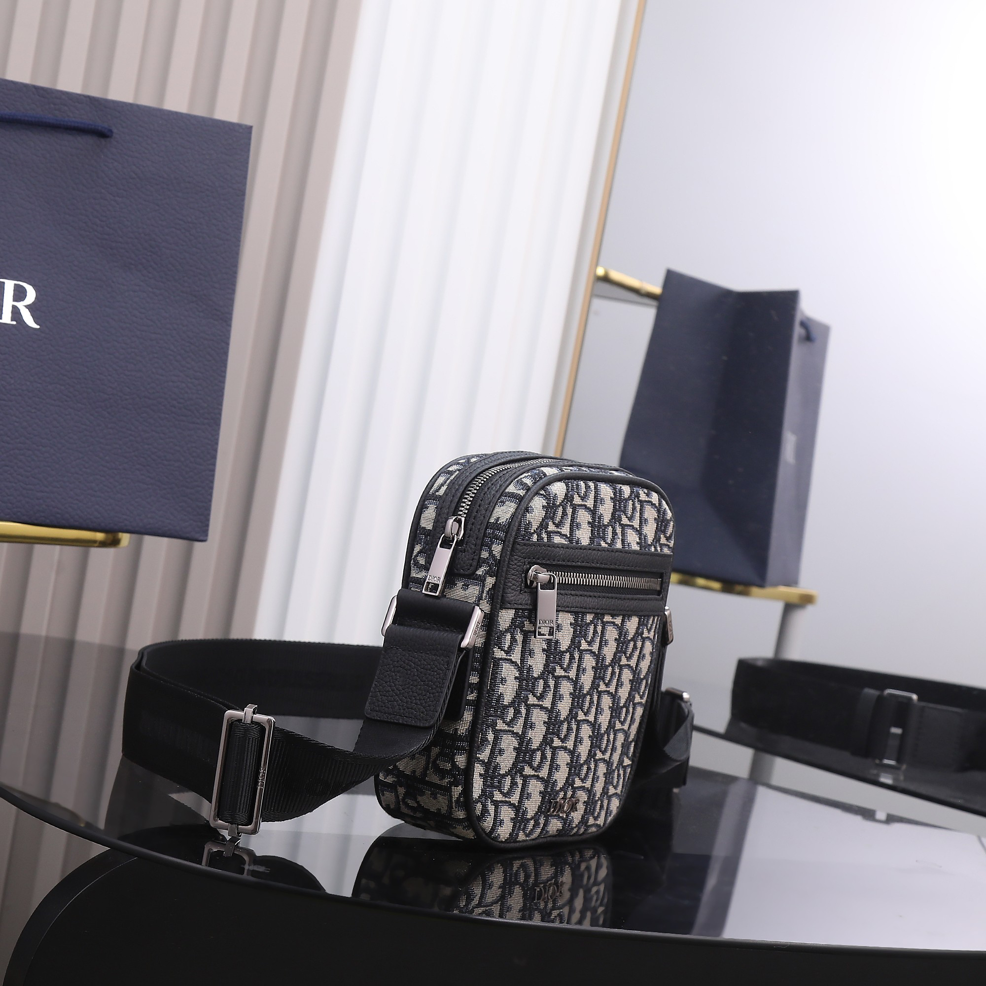 Dior-Japanese crossbody bag messenger bag