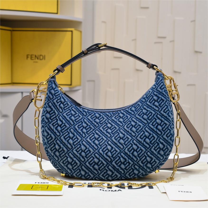 Fendi-Praphy Underarm Bag