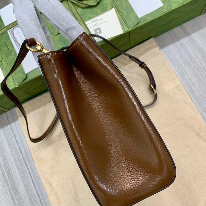 GUCCI-A brand new tote bag with detachable shoulder straps