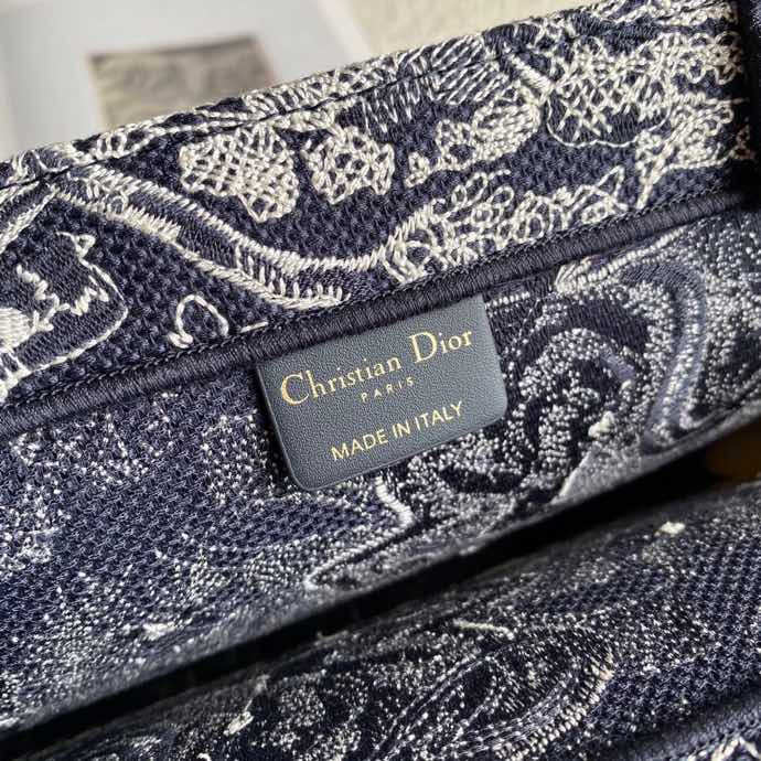 Dior-la CD Book Tote