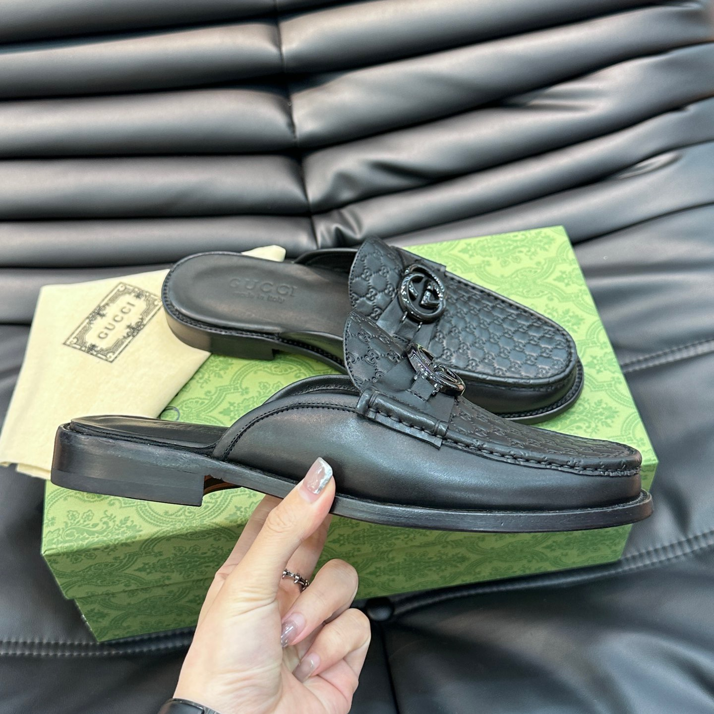 Gucci-Men's  slippers