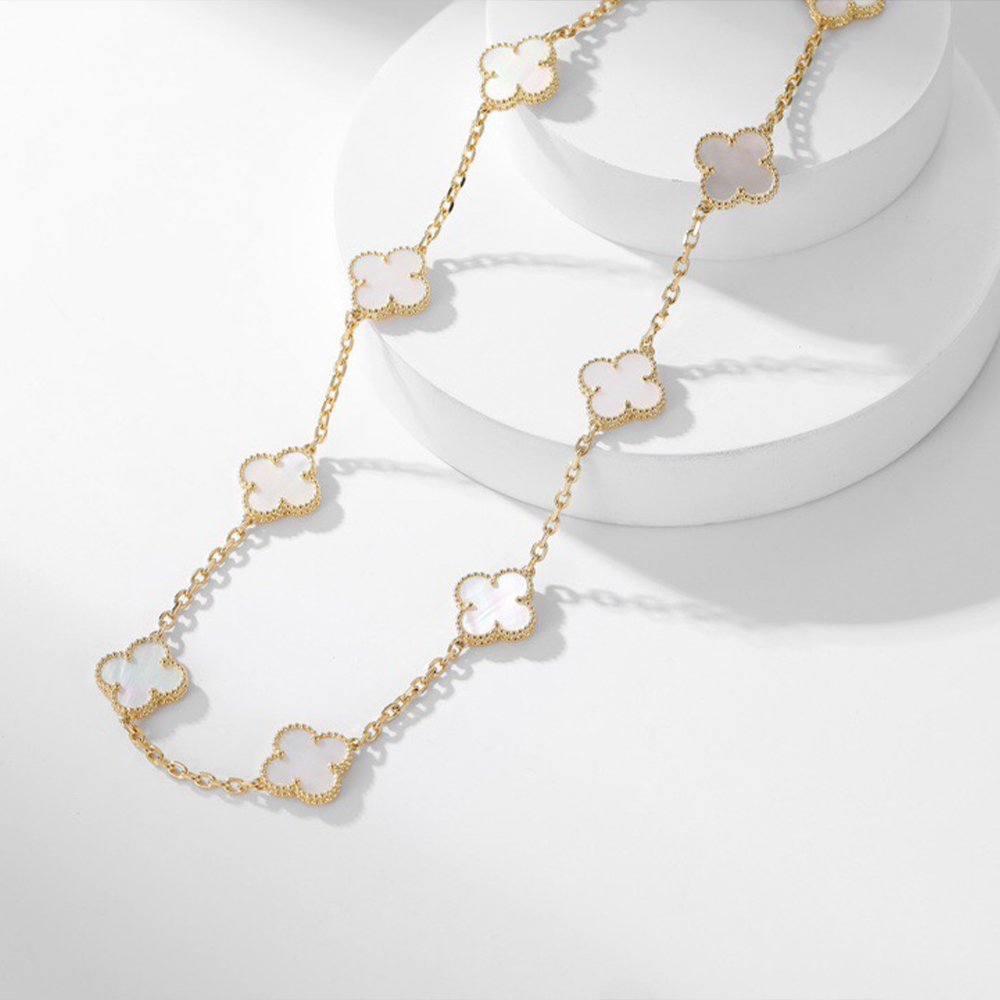Van Cleef & Arpels-alhumbra vintage