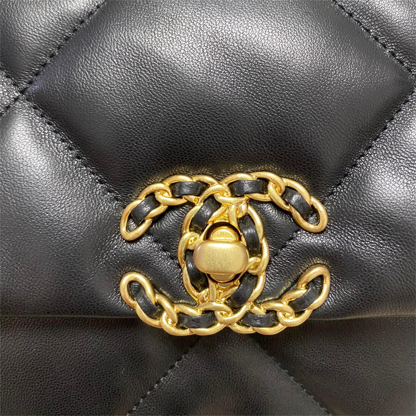 Chanel-19 bag