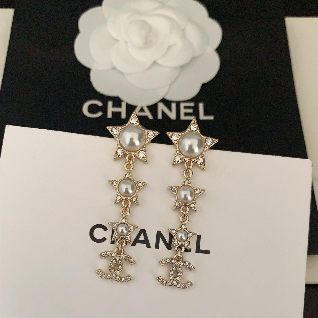 Chanel-White Pearl Pentagram Earrings