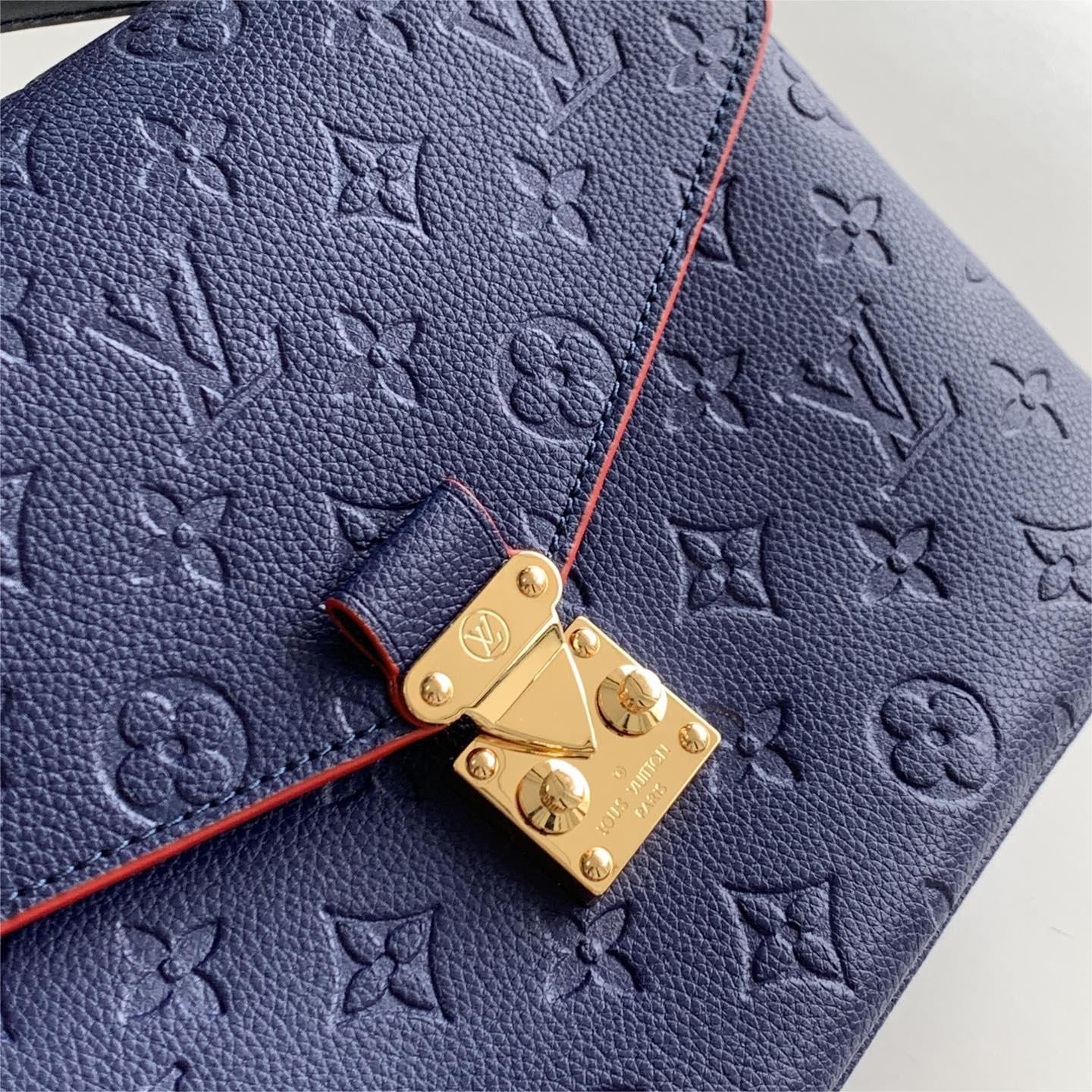 LV-Cattle leather handbag