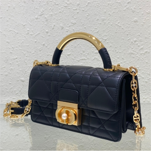 DIOR-Ange Sheepskin Metal Hand Chain Rattan Plaid Mini Style bag