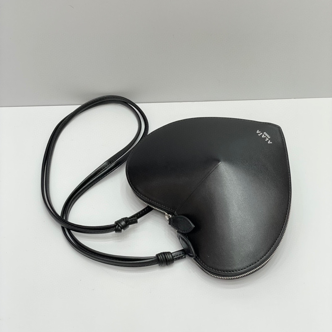 ALAIA- Coeur Bag Heart Black Handbag