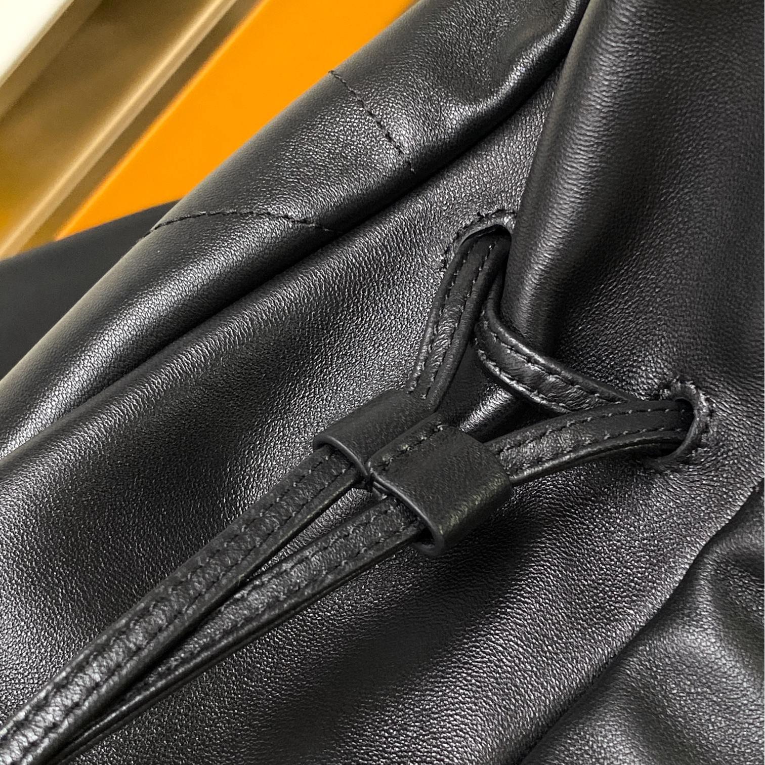 YSL-Jamie 4.3 Large Pochon Sheepskin Lucky Bag Water Bucket Bag