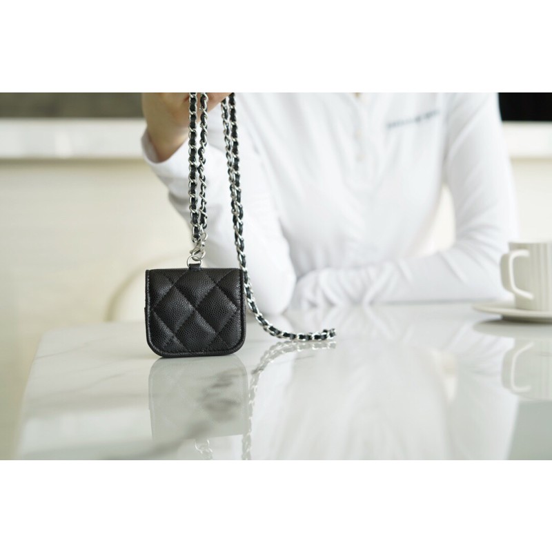 𝗖𝗛𝗔𝗘𝗡𝗟✦2021 new 𝐴𝑖𝑟𝑃𝑜𝑑𝑠 𝑃𝑟𝑜 headphone bag🐾